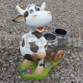 Kráva Milka s 2 sudy M262