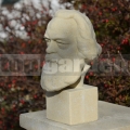 Marx Mellszobor 136b