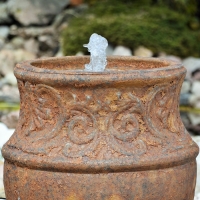 Keramické fontány do záhrady