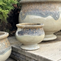 Kvetináče s podstavcom Kvetináče s podstavcom