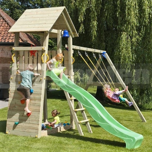 Dětské hřiště Belvedere s houpačkami. Dětské hřiště Belvedere s houpačkami.