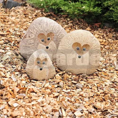 Ježko z kameňa 15 cm